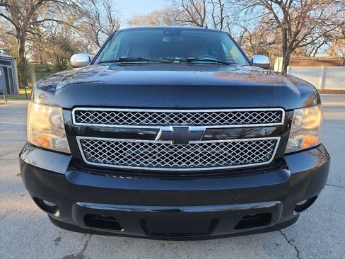 Used 2007 Chevrolet Suburban LTZ w/ LTZ Preferred Equipment Group image 5