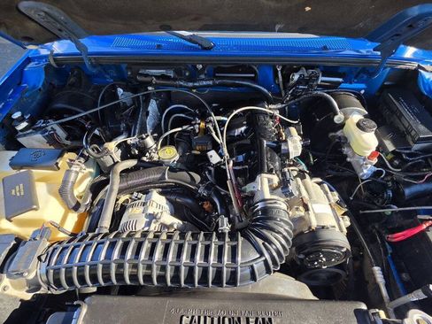 Used 1998 Ford Ranger XLT AWD/4WD image 12