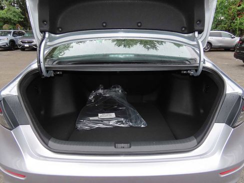 New 2025 Honda Accord SE image 10