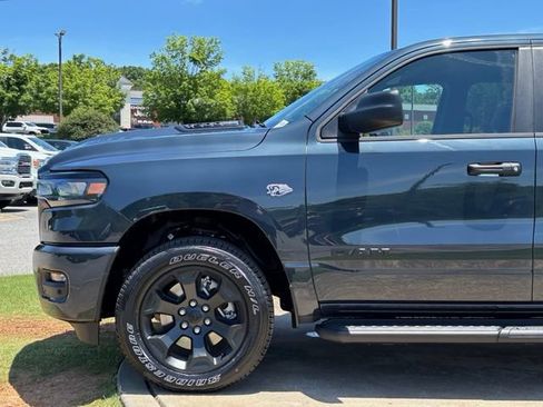 New 2026 RAM 1500 Express AWD/4WD image 12