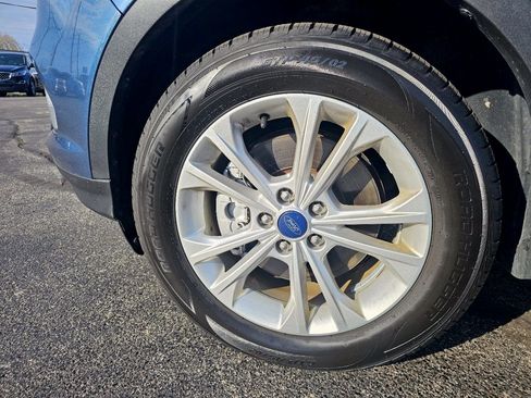 Used 2018 Ford Escape SEL AWD/4WD image 9