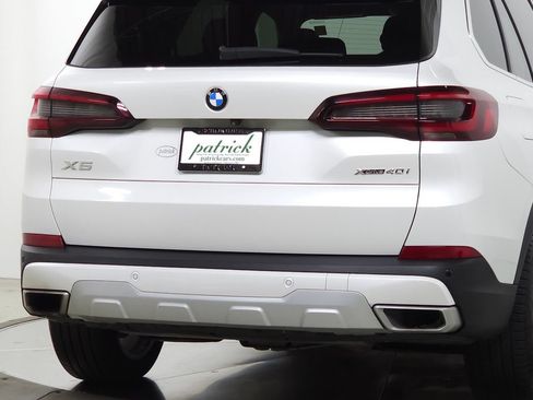 Used 2021 BMW X5 xDrive40i w/ Premium Package AWD/4WD image 9