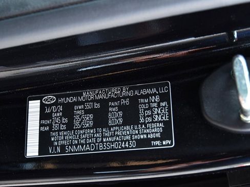 Used 2025 Genesis GV70 2.5T AWD/4WD image 32