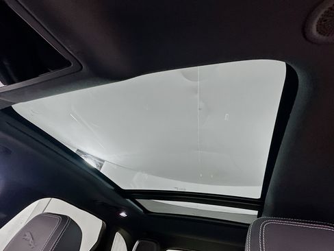 Used 2025 Jaguar F-PACE R-Dynamic S image 27