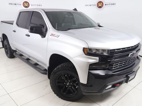 Used 2019 Chevrolet Silverado 1500 LT Trail Boss AWD/4WD image 16