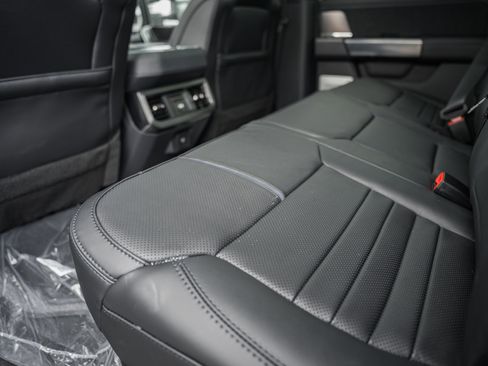 New 2026 Ford F350 Platinum image 46