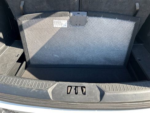 Used 2023 Ford Explorer XLT w/ Equipment Group 202A image 11