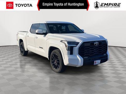 Used 2023 Toyota Tundra SR5 image 1