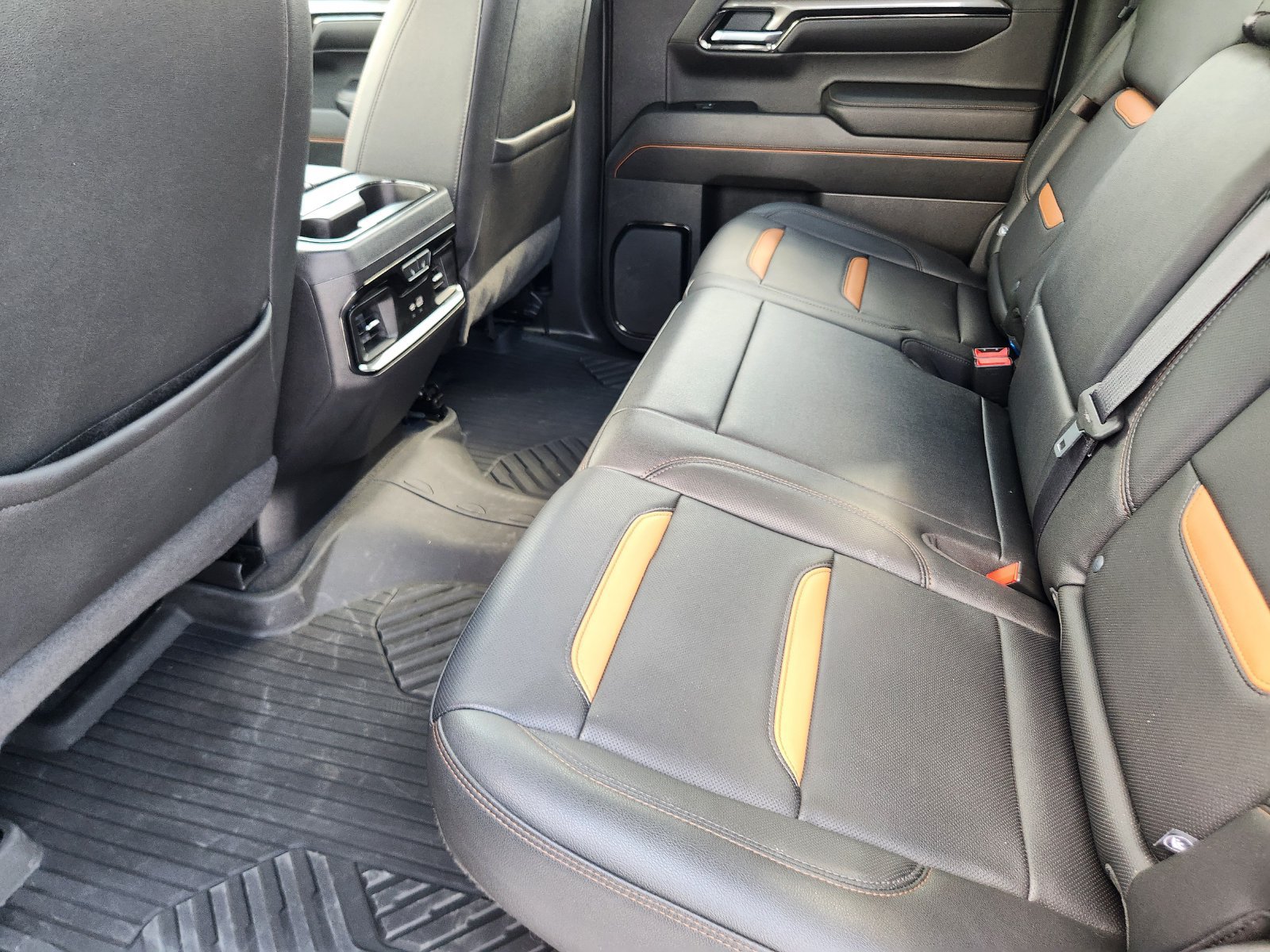 Used 2022 GMC Sierra 1500 AT4 w/ AT4 Premium Package AWD/4WD image 33