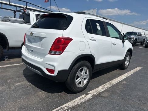 Used 2021 Chevrolet Trax LT AWD/4WD image 7