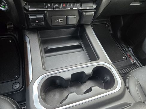 Used 2021 GMC Sierra 1500 SLT w/ SLT Convenience Package image 18