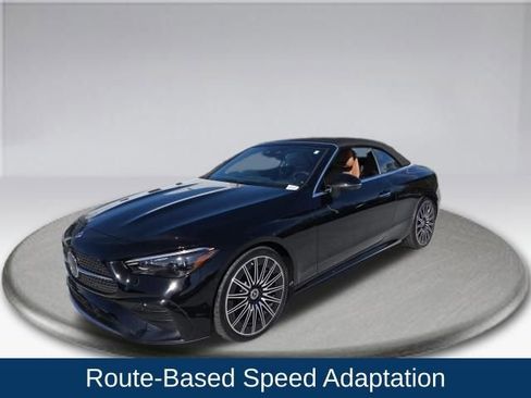 Used 2024 Mercedes-Benz CLE 450 4MATIC Cabriolet image 15