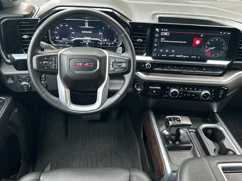 Used 2022 GMC Sierra 1500 SLT w/ SLT Premium Package image 15