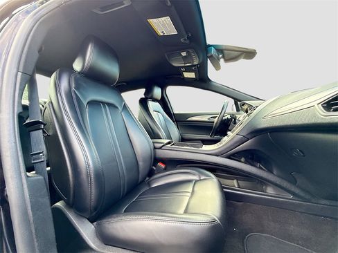 Used 2020 Lincoln MKZ Standard image 29