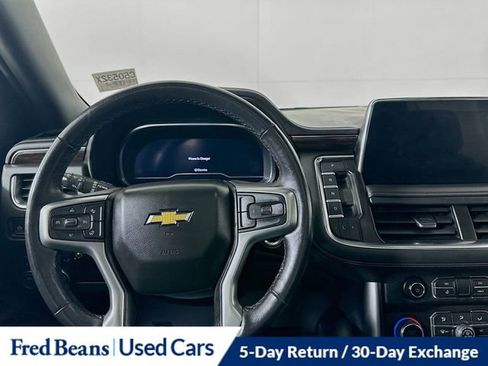 Used 2022 Chevrolet Suburban LT w/ LT Signature Plus Package image 24