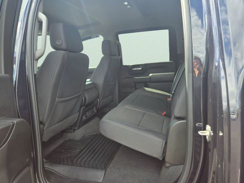 Used 2024 Chevrolet Silverado 2500 Custom w/ Custom Convenience Package AWD/4WD image 9