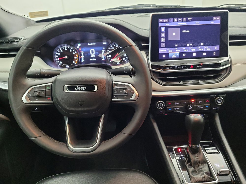Used 2025 Jeep Compass Limited AWD/4WD image 22