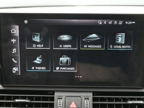Used 2023 Audi Q5 2.0T Premium w/ Convenience Package AWD/4WD image 11