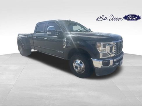 Used 2022 Ford F350 King Ranch w/ King Ranch Ultimate Package AWD/4WD image 2