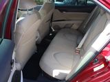 Used 2019 Toyota Camry LE image 3