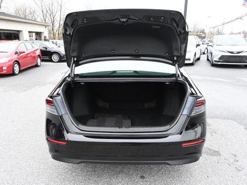 Used 2023 Honda Accord EX image 21