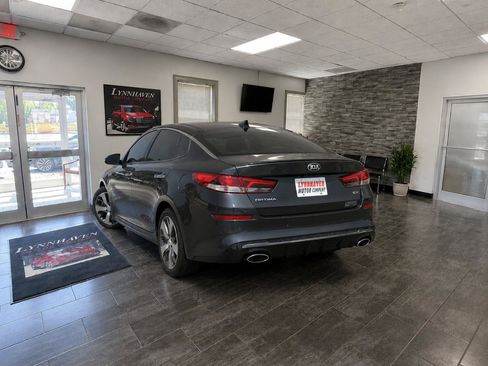 Used 2019 Kia Optima S w/ S Panoramic Sunroof Package FWD image 6