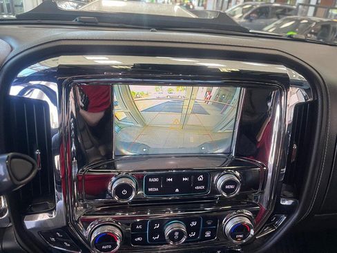 Used 2018 GMC Sierra 1500 Denali w/ Denali Ultimate Package AWD/4WD image 33
