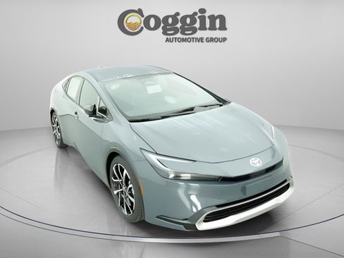 New 2026 Toyota Prius Plug-In Hybrid image 28