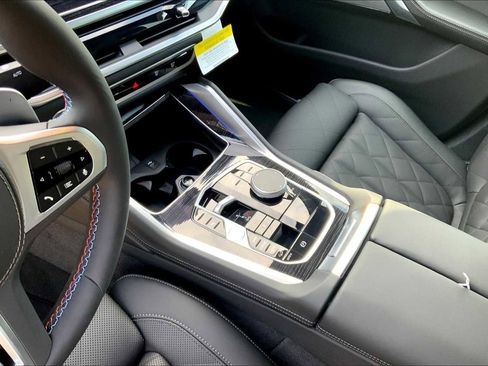 New 2026 BMW X6 M60i image 7