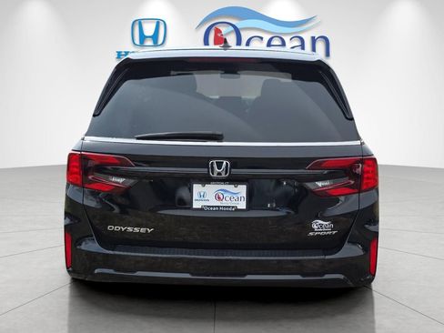 Used 2025 Honda Odyssey Sport-L image 4