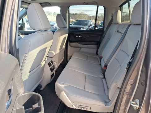 Used 2017 Honda Ridgeline RTL-E image 10