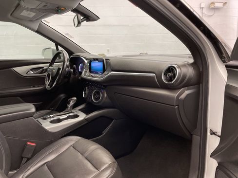 Used 2020 Chevrolet Blazer LT image 25