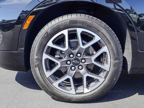 Used 2025 Chevrolet Blazer RS image 18