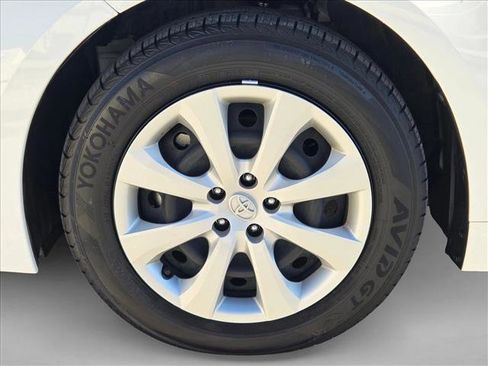 Certified 2024 Toyota Corolla LE image 22