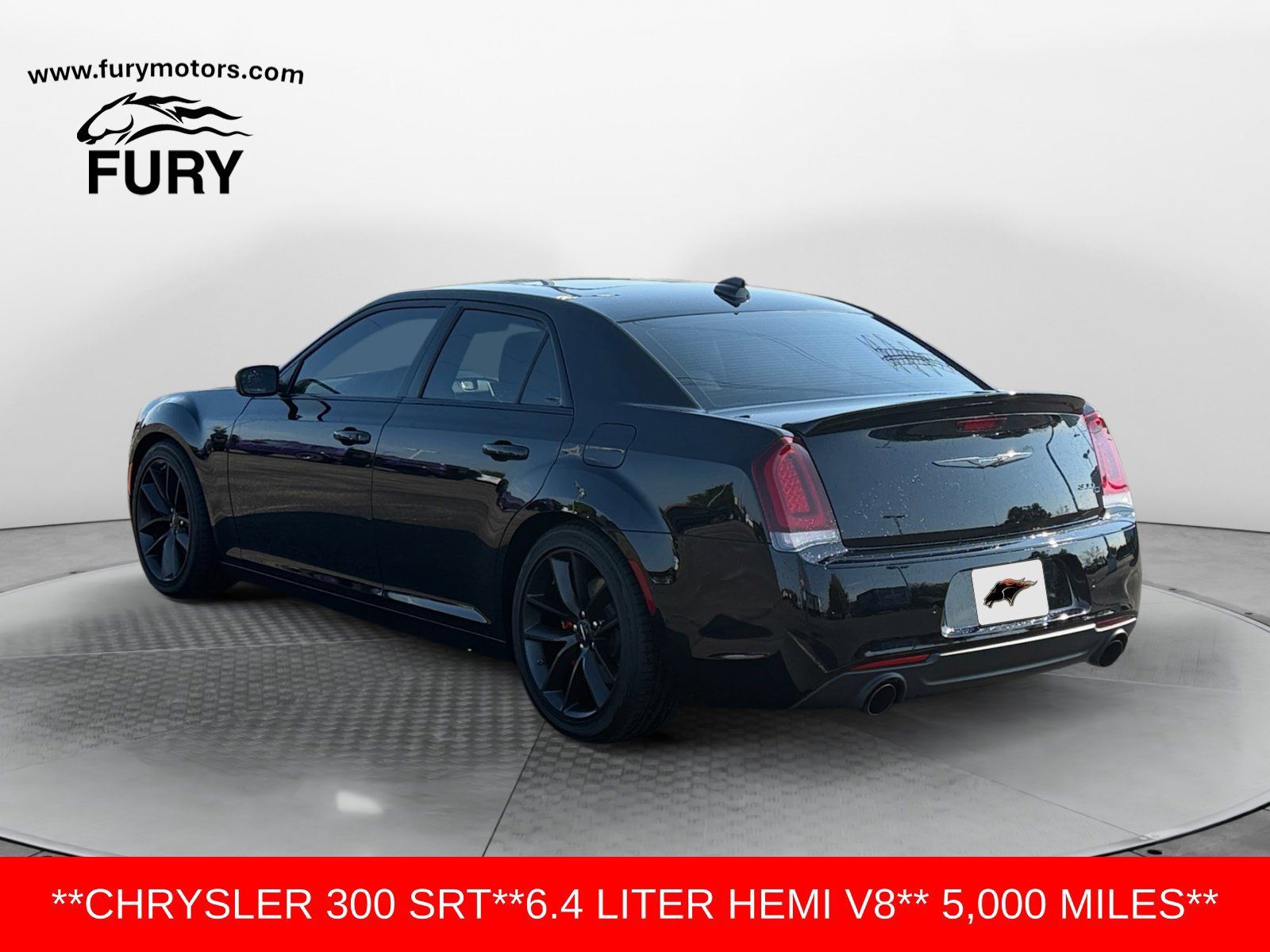 Used 2023 Chrysler 300 C RWD image 7