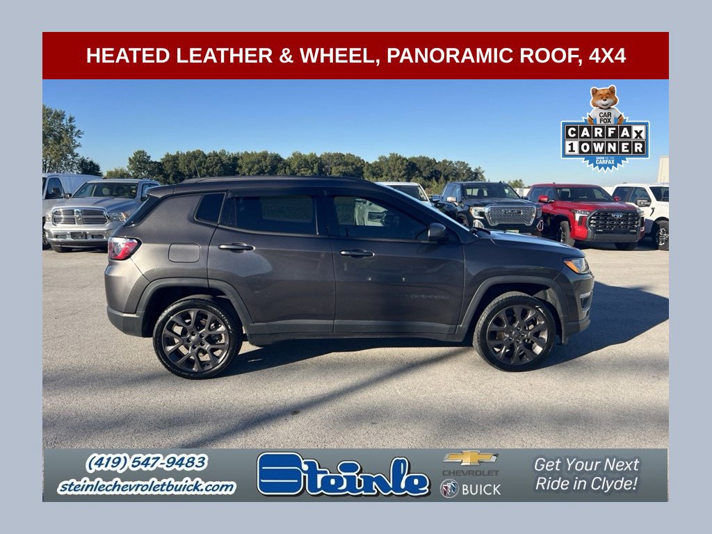 Used 2021 Jeep Compass Latitude w/ Sun and Sound Group AWD/4WD image 1