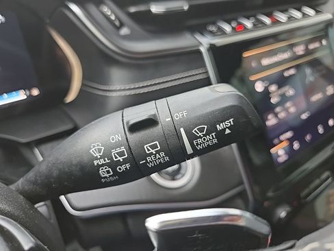 Used 2023 Jeep Grand Cherokee Altitude AWD/4WD image 43