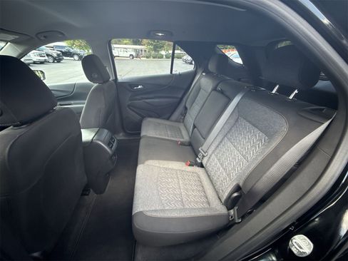 Used 2022 Chevrolet Equinox LT image 22