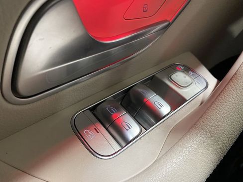 Certified 2024 Mercedes-Benz GLS 450 4MATIC image 9