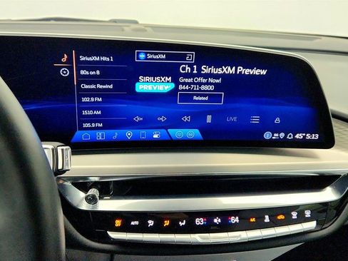 Used 2024 Cadillac Lyriq Luxury image 17