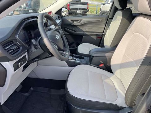 Used 2025 Ford Escape Active FWD image 21
