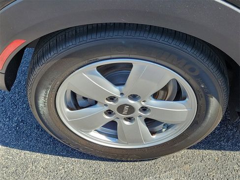 Used 2020 MINI Cooper 2-Door Hardtop image 6