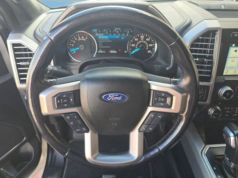 Used 2018 Ford F150 Platinum w/ Equipment Group 701A Luxury image 12