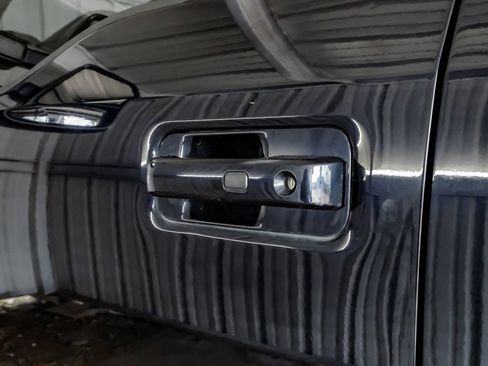 Used 2021 Ford F250 Lariat w/ Lariat Ultimate Package AWD/4WD image 40