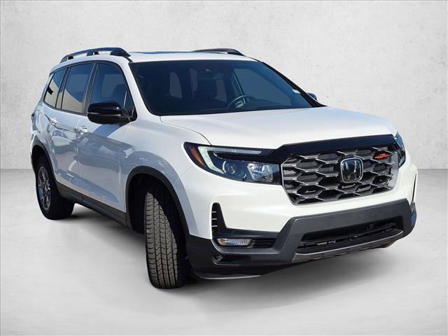 Certified 2024 Honda Passport TrailSport image 3