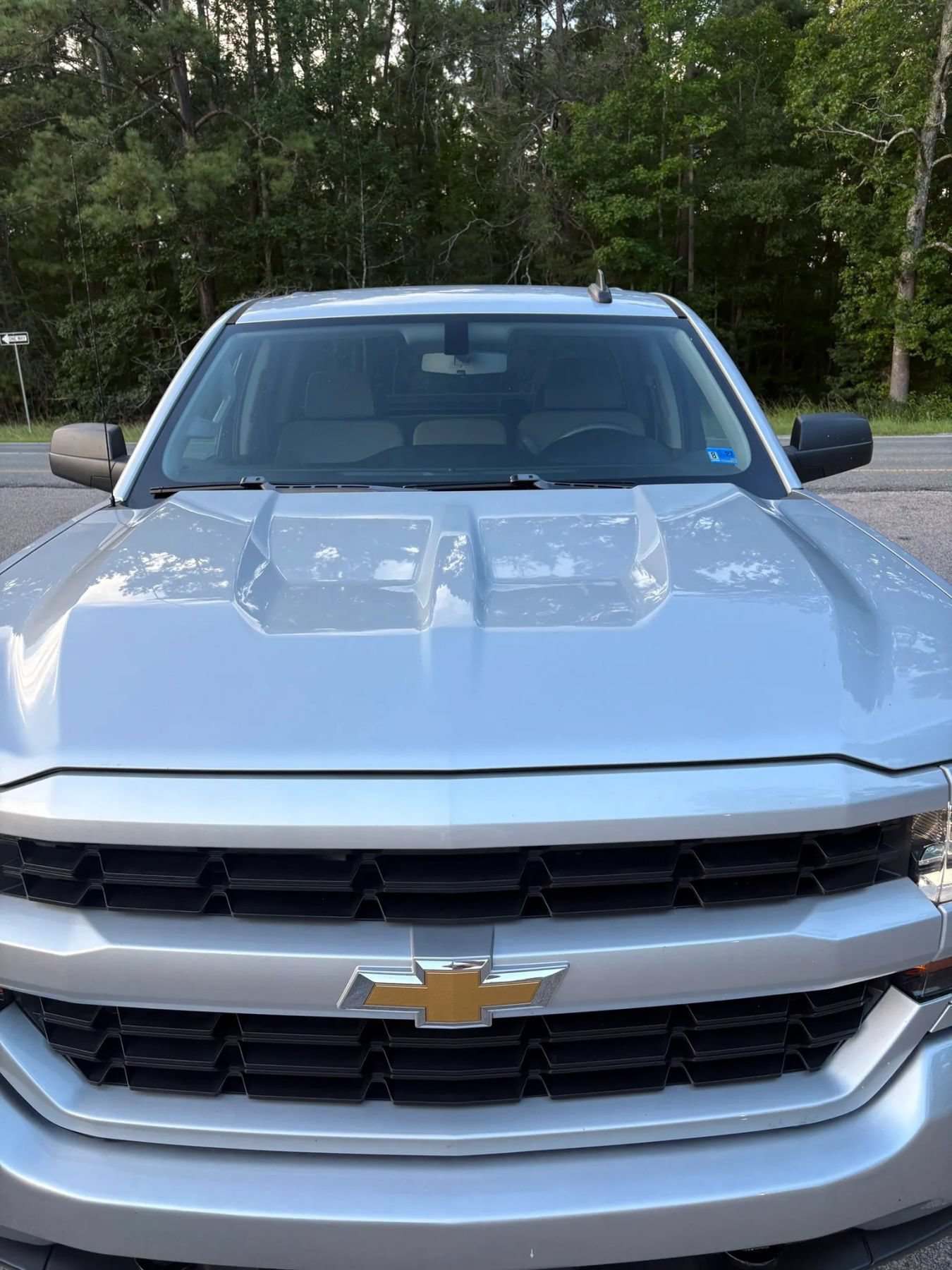 Used 2019 Chevrolet Silverado 1500 Custom w/ Custom Convenience Package AWD/4WD image 11