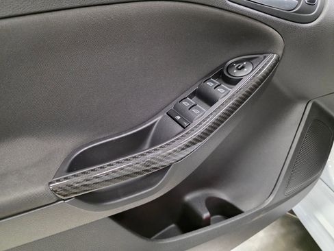 Used 2016 Ford Focus ST w/ Equipment Group 402A FWD image 17