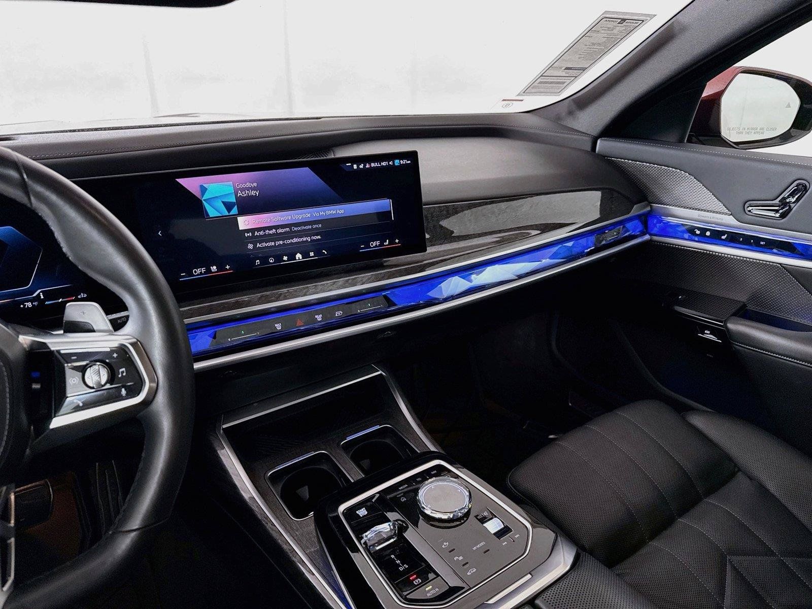 Used 2025 BMW 740i RWD image 36