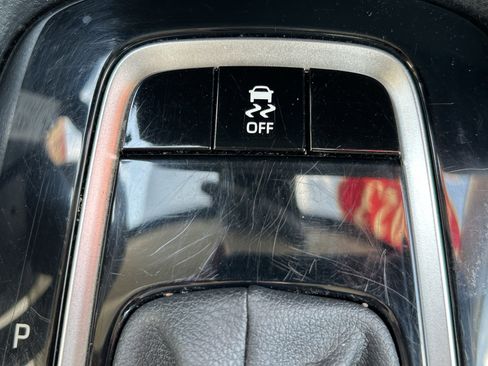 Used 2023 Toyota Corolla LE FWD image 29