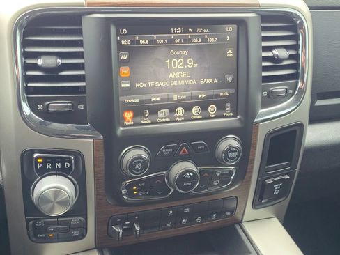 Used 2017 RAM 1500 Laramie w/ Convenience Group AWD/4WD image 29
